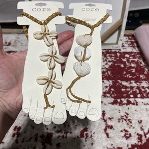 Core NWT Shell Anklet With Toe Loop, Set of 2.